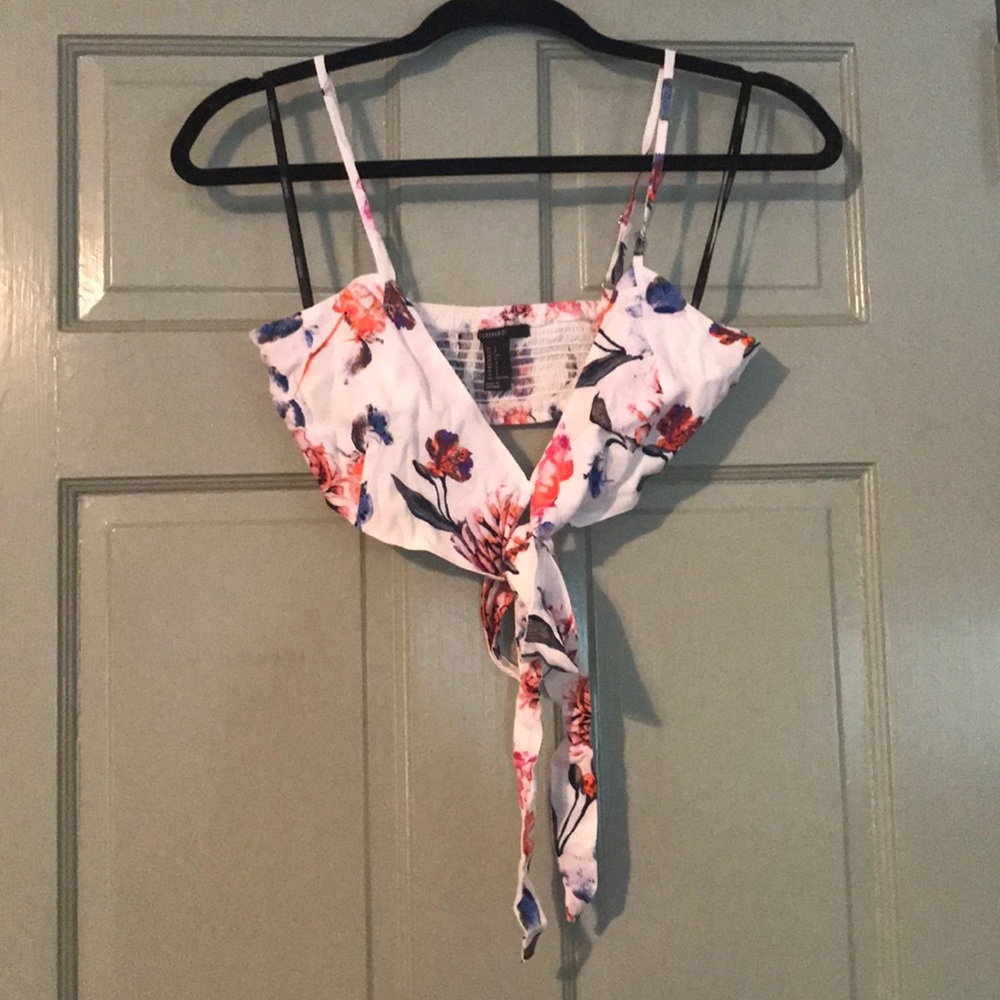 🔥Floral crop top🔥